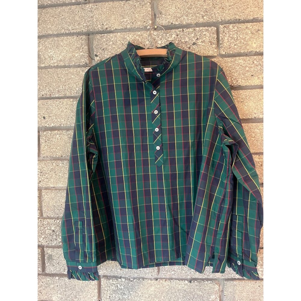 Foxcroft Non-Iron Tartan Plaid Womens Button Down Shirt With Ruffle detail NWT